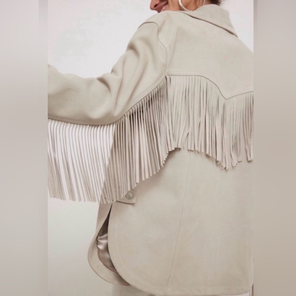 Free People Fringe Out Suede Jacket We The Free Pockets Oversized Dove Ivory - Picture 2 of 4